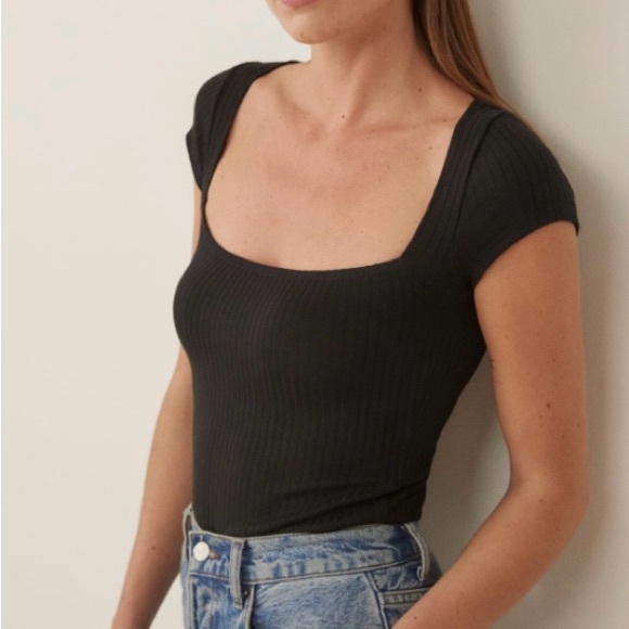 Reformation Tops - Reformation Bardot Knit Top